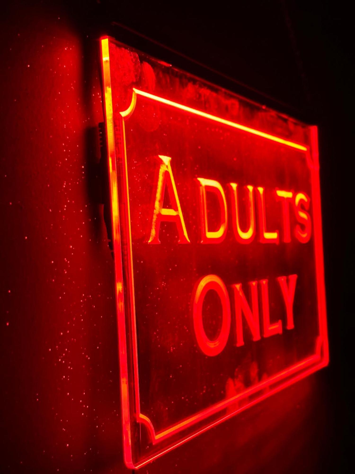Romeo Nights - Love Rooms - Adults Only 布加勒斯特 外观 照片