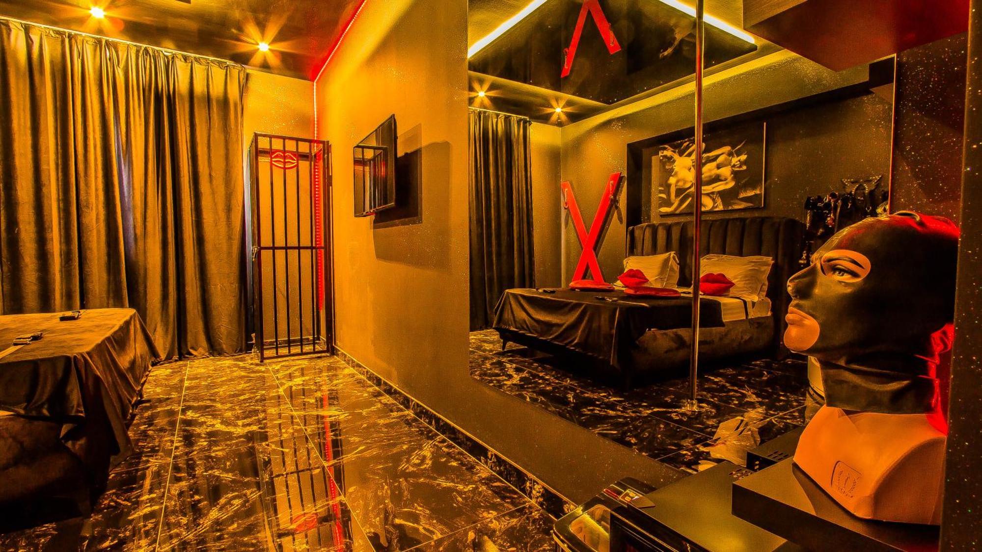 Romeo Nights - Love Rooms - Adults Only 布加勒斯特 外观 照片