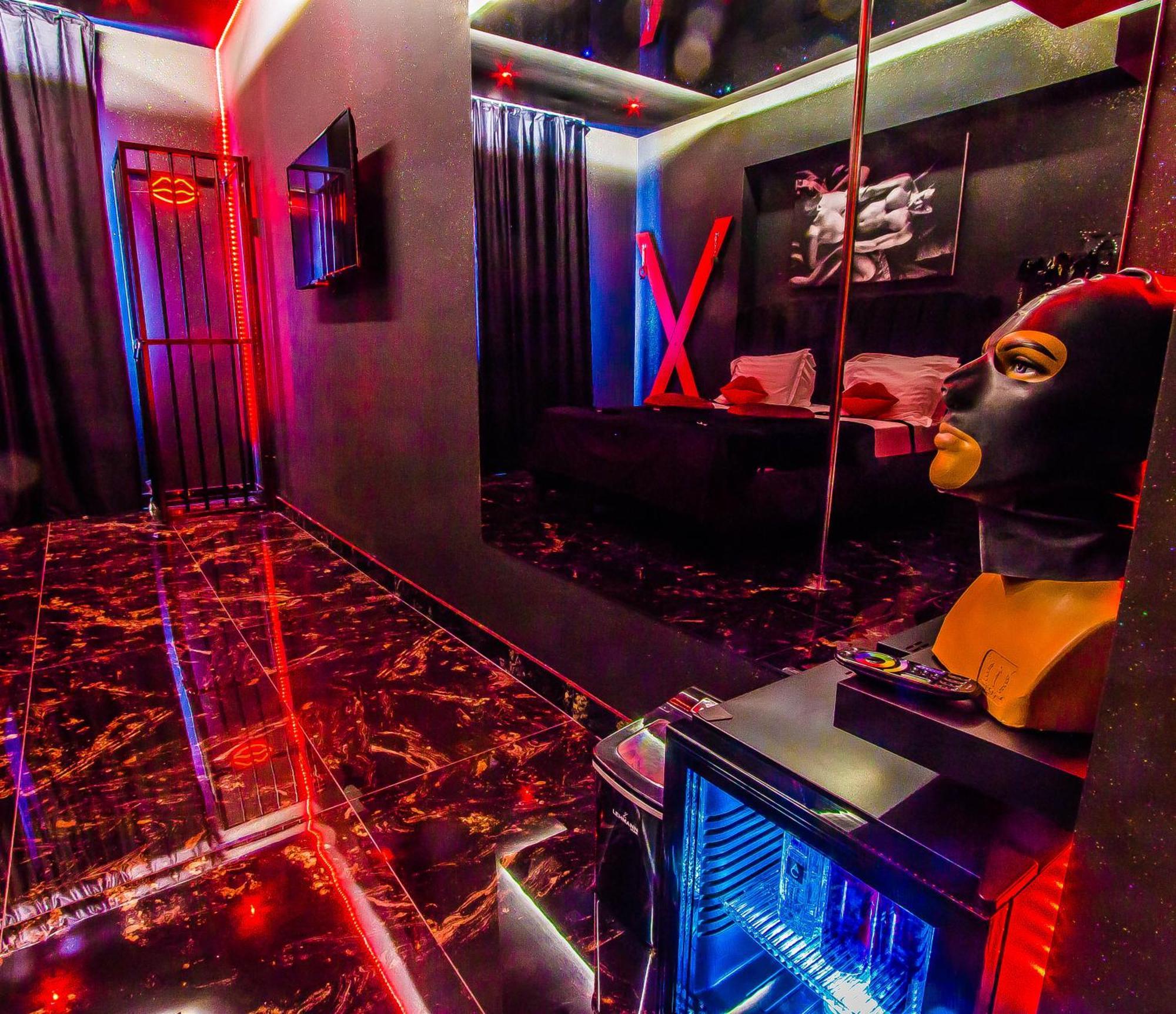 Romeo Nights - Love Rooms - Adults Only 布加勒斯特 外观 照片